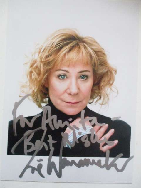 AUTOGRAPHED / SIGNED - ZOE WANAMAKER - HARRY POTTER