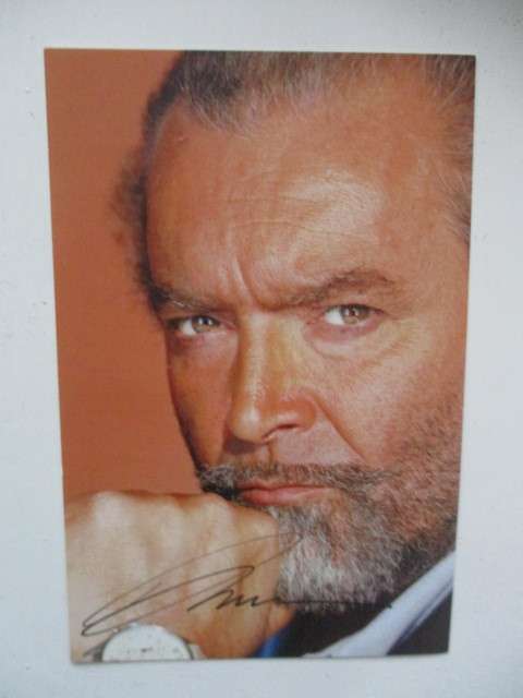 AUTOGRAPHED / SIGNED - DIEGO ABATANTUONO - ITALIAN ACTOR APP. POSTCARD SIZE