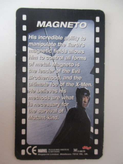 X- MEN  TRADING HOLOGRAPHIC CARD - MAGNETO