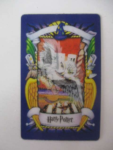 CHOCOLATE FROG 3D HOLOGRAPHIC HARRY POTTER TRADING CARD - HEDWIG - WARNER BROTHERS 2001