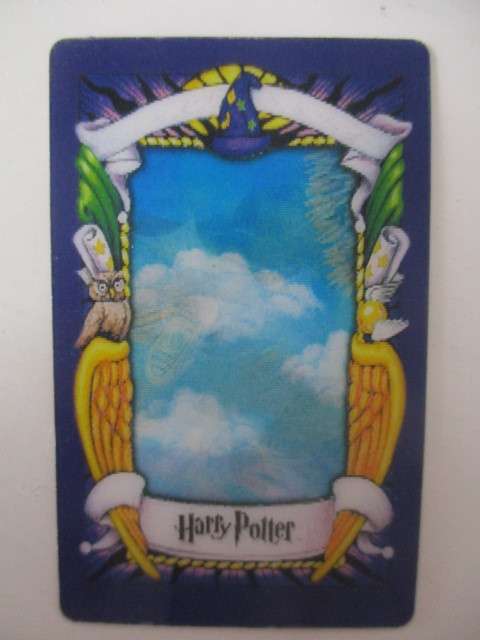 CHOCOLATE FROG 3D HOLOGRAPHIC HARRY POTTER TRADING CARD - RON FLYING -  WARNER BROTHERS 2001