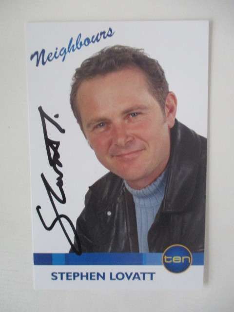 AUTOGRAPHED / SIGNED - NEIGHBOURS  LOT OF 9 AUTOGRAPHS!!!