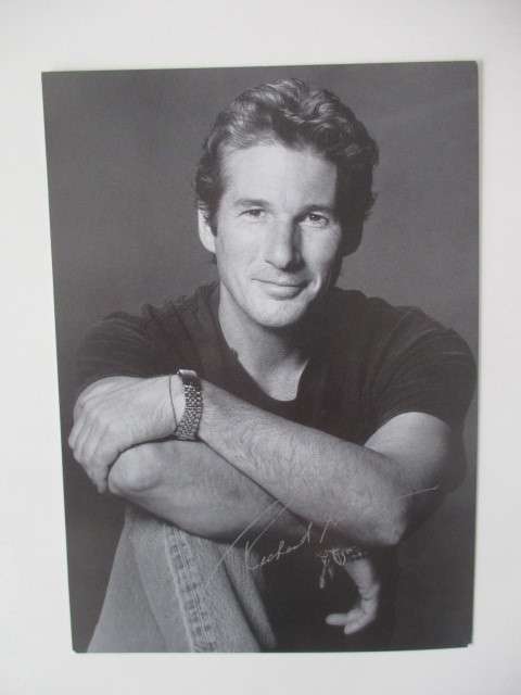 TWO PRINTED AUTOGRAPHS RICHARD GERE -