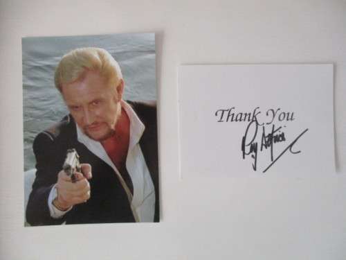 AUTOGRAPHED SIGNED - ROY DOTRICE - HELL BOY SIGNED CARD WITH PIC