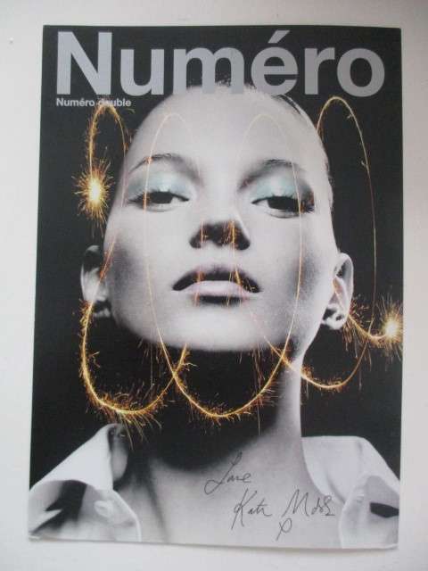 PRINTED AUTOGRAPH - KATE MOSS  -   14 1/2 CM X 21 CM