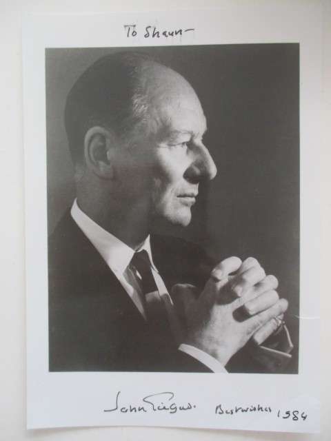 AUTOGRAPHED SIGNED - SIR JOHN GIELGUD - ACTED ALONGSIDE LAURENCE OLIVIER