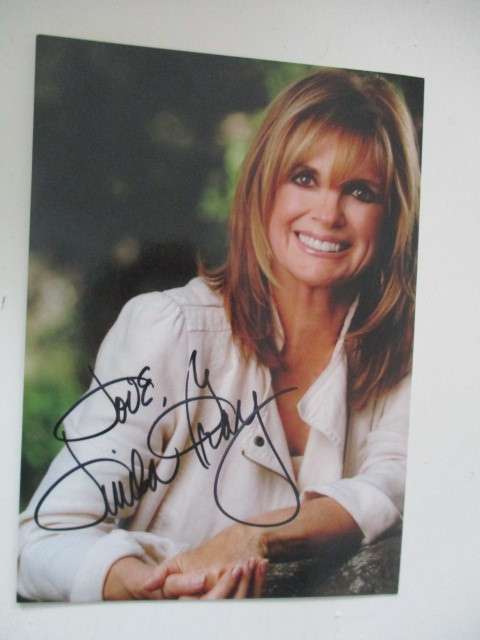 PRINTED AUTOGRAPHS OF LINDA GRAY - SUE ELLEN - DALLAS