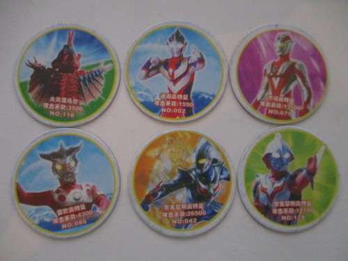 EARLY EDITION CHINESE BANDAI ULTRAHERO TAZOS - 6 PIECES