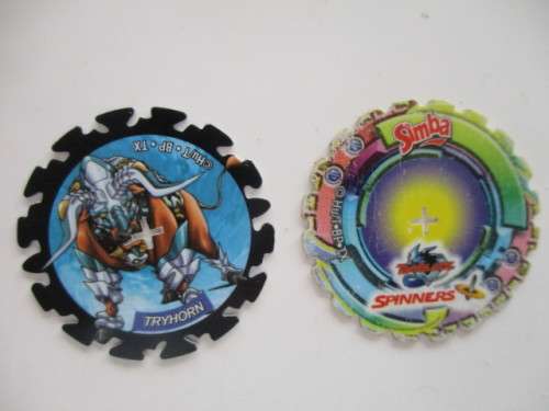 SIMBA BEYBLADE SPINNERS TAZOS - 6 PIECES