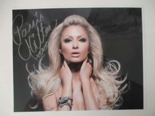 AUTOGRAPHED/SIGNED  PARIS HILTON  - A4 SIZE