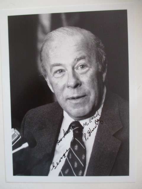 AUTOGRAPHED/SIGNED - GEORGE P SCHULTZ POLITICIAN SHAPED THE ECONNMY IN REAGANS TIME