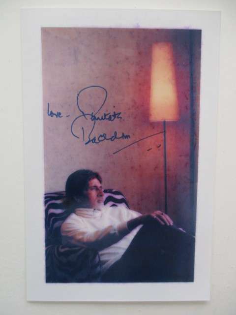PRINTED AUTOGRAPH - AMITABH BACHCHAN  INDIAN ACTOR POSTCARD SIZE
