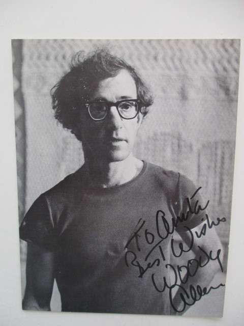 AUTOGRAPHED / SIGNED - WOODY ALLEN  -  13 CM  X 16 1/2