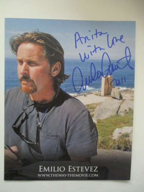 AUTOGRAPHED/ SIGNED - EMILIO ESTEVEZ - THE WAY  BOOKLET A4 SIZE