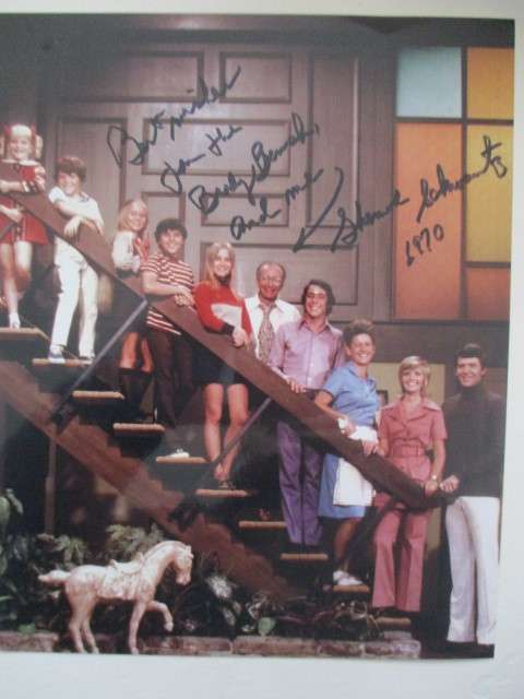 AUTOGRAPHED / SIGNED -  SHERWOOD SCHWARTZ CREATOR OF THE BRADY BUNCH  A4 SIZE
