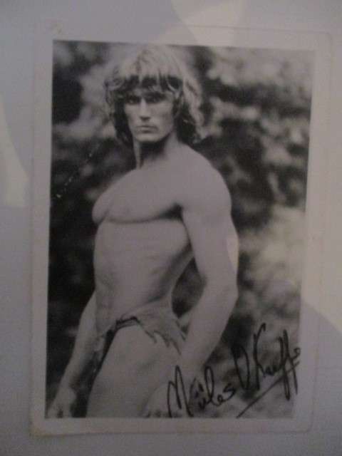 PRINTED AUTOGRAPH - MILES O KEEFFE / TARZAN