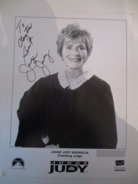 AUTOGRAPHED / SIGNED - JUDGE JUDY  - A4 SIZE