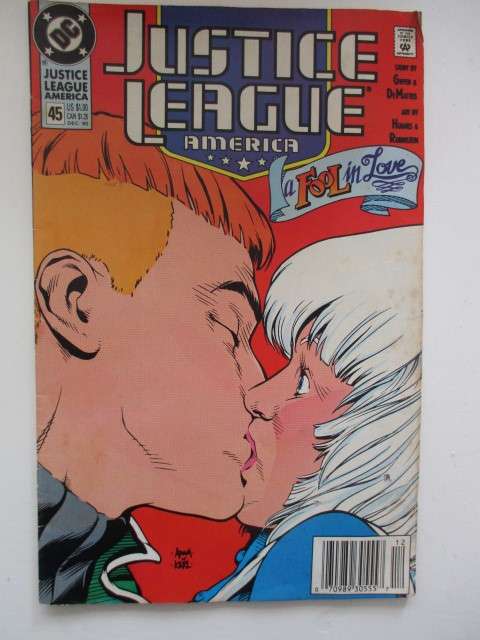 DC COMICS  - JUSTICE LEAGUE -  NO. 45 1990