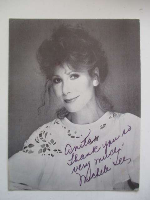 AUTOGRAPHED / SIGNED MICHELE LEE   -  SIGNED POSTCARD