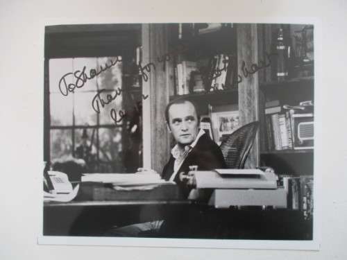 AUTOGRAPHED / SIGNED - BOB NEWHART  A4 SIZE