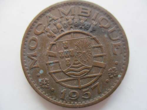 MOZAMBIQUE -  1 ESCUDO -  1957