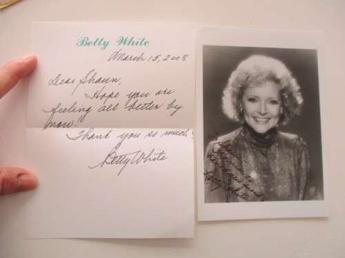 AUTOGRAPHED / SIGNED - BETTY WHITE  AND LETTER GOLDEN GIRLS