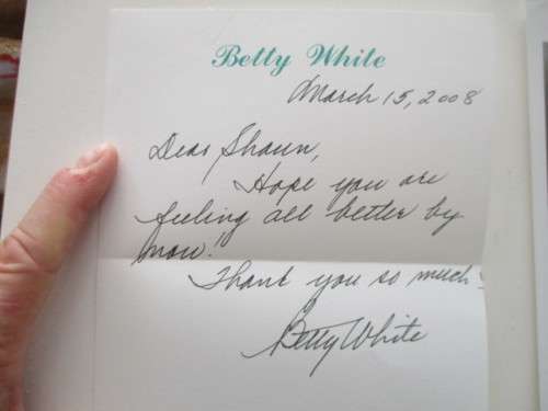 AUTOGRAPHED / SIGNED - BETTY WHITE  AND LETTER GOLDEN GIRLS