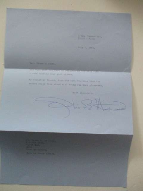 AUTOGRAPHED / SIGNED LETTER - OLIVIA DE HAVILLAND  LETTER
