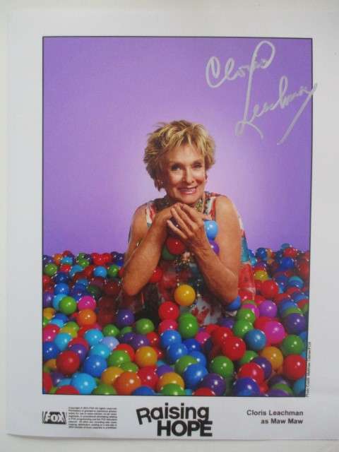 AUTOGRAPHED / SIGNED - CLORIS LEACHMAN  - A4 SIZE AND MARY TYLER MOORE SHOW