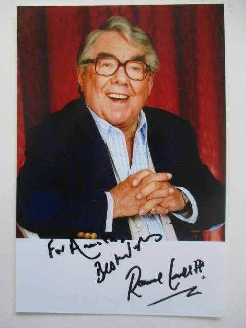 AUTOGRAPHED / SIGNED - RONNIE CORBETT  - FROM THE TWO RONNIES