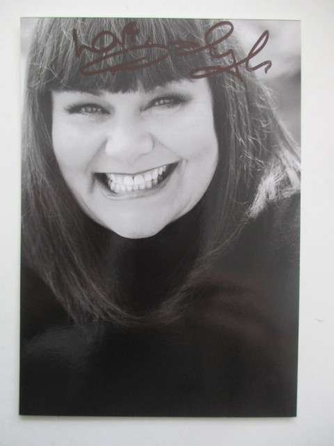 AUTOGRAPHED / SIGNED - DAWN FRENCH - VICOR OF DIBLEY -  AND HARRY POTTER