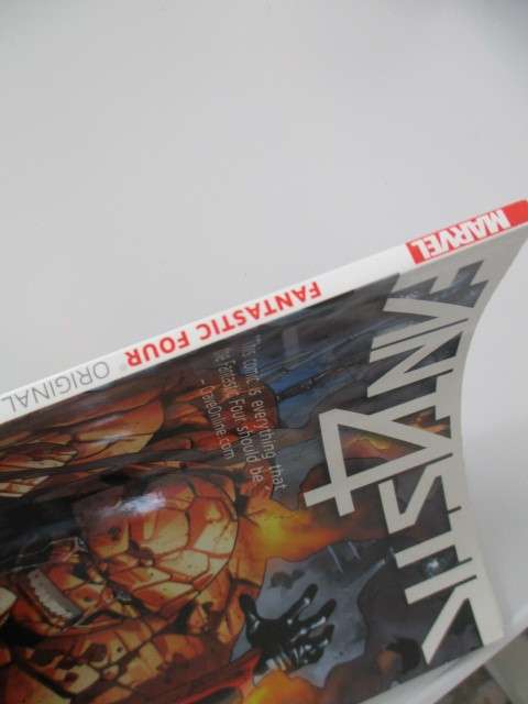 MARVEL COMICS - FANTASTIC 4 -  VOL FIRST PRINTING  2014 THICKER THAN NORMAL COMIC