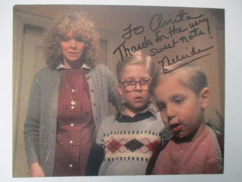 AUTOGRAPHED / SIGNED - MELINDA DILLON - 3RD ENCOUNTERS  A4 SIZE