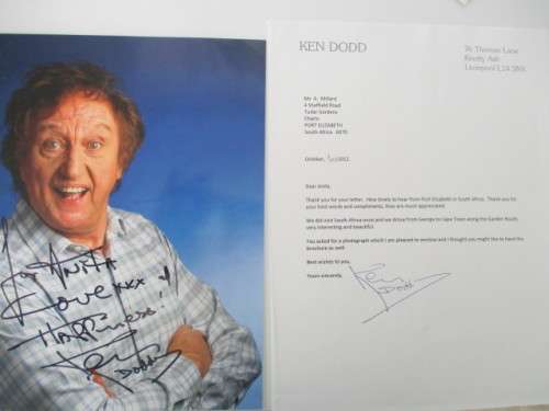 AUTOGRAPHED / SIGNED - SIR KEN DODD A4 AND LETTER