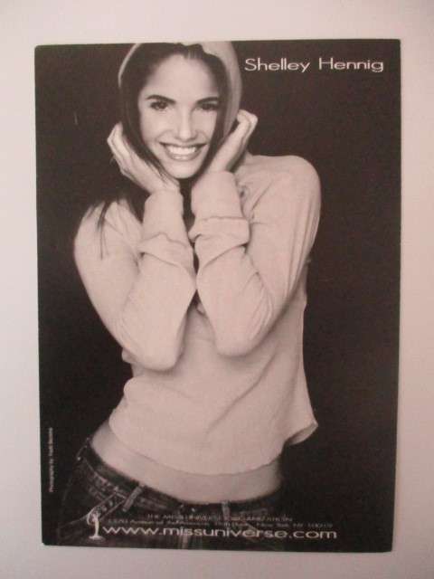 AUTOGRAPHED / SIGNED - MISS TEEN USA -  SHELLEY HENNIG