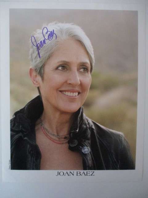 AUTOGRAPHED / SIGNED - JOAN BAEZ - SINGER SONG WRITER A4 SIZE