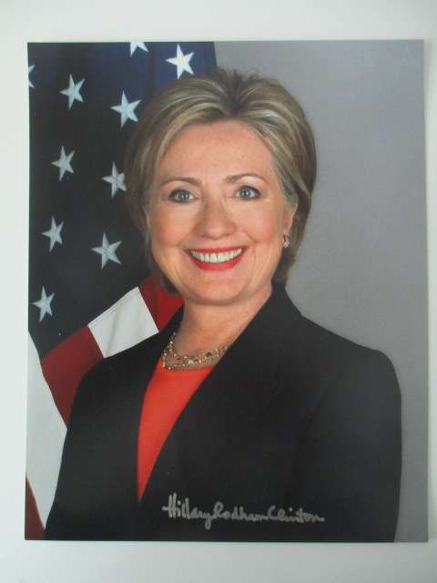 AUTOGRAPHED / SIGNED - HILLARY CLINTON  THE SECRETARY OF STATE A4 SIZE