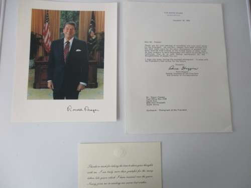 PRINTED AUTOGRAPH  - LETTER AND THANK YOU CARD PRESIDENT REAGAN A4 SIZE