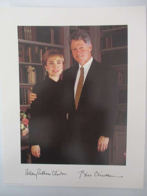 PRINTED AUTOGRAPHS OF PRESIDENT BILL AND HILLARY CLINTON A4 SIZE