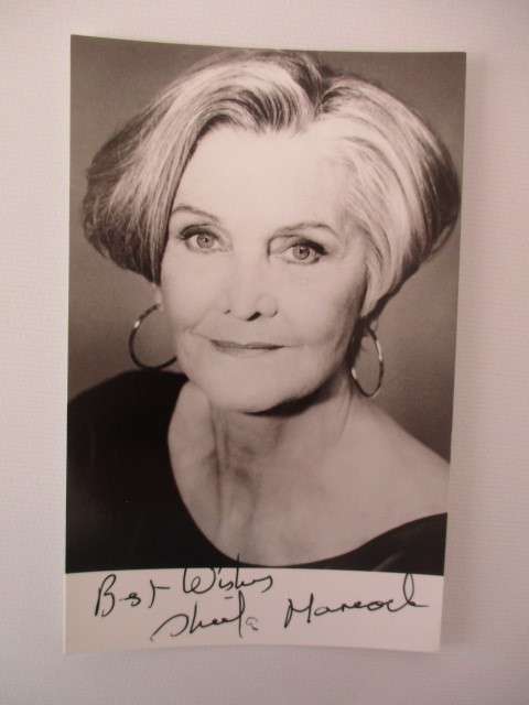 AUTOGRAPHED / SIGNED - SHEILA HANCOCK ACTOR APP POSTCARD SIZE