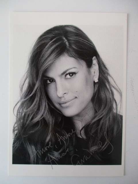 PRINTED  AUTOGRAPH EVA MENDES