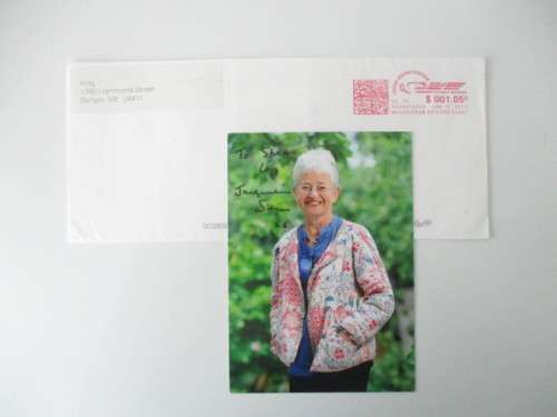 AUTOGRAPHED / SIGNED - JACQUELINE WILSON  DAME - AUTHOR