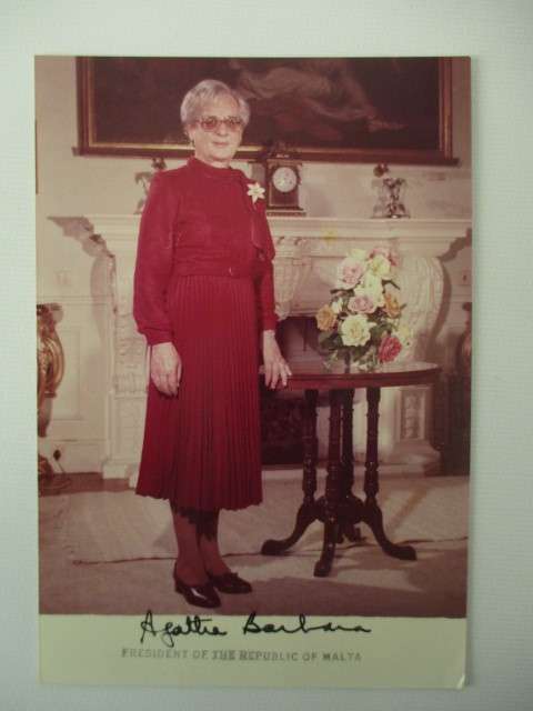 PRINTED  AUTOGRAPH FIRST WOMAN PRESIDENT OF MALTA - AGATHA BARBARA