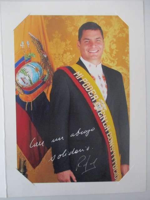 PRINTED AUTOGRAPH OF PRESIDENT OF ECUADOR