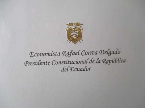 PRINTED AUTOGRAPH OF PRESIDENT OF ECUADOR