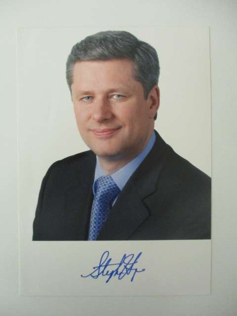 AUTOGRAPHED / SIGNED - STEPHEN HARPER FORMER PRIME MINISTER OF CANADA