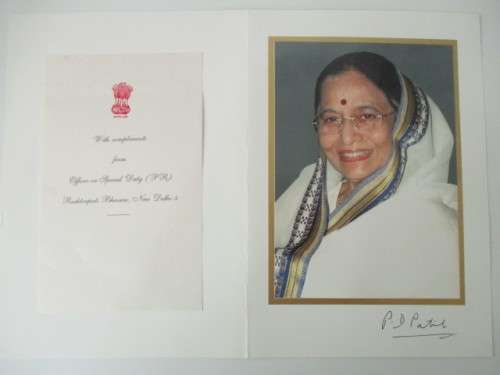 PRINTED AUTOGRAPH - PRATIBHA DEVISINGH PATIL - FORMER PRESIDENT OF INDIA