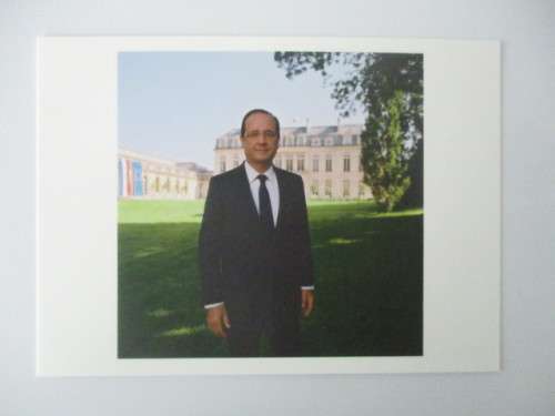 PRINTED AUTOGRAPH -FRANCOIS HOLLANDE FORMER PREMIER OF FRANCE
