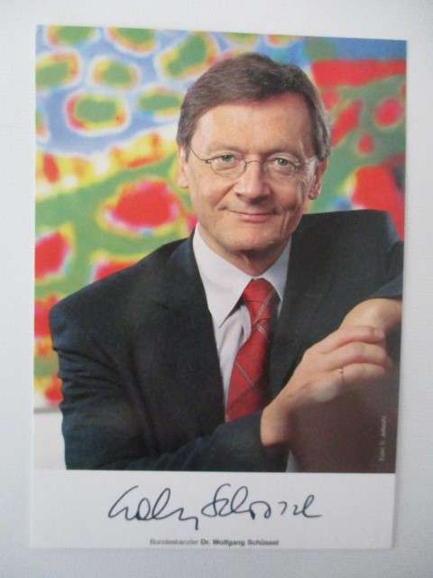 PRINTED AUTOGRAPH - WOLFGANG SCHUSSEL GERMAN POLITICIAN