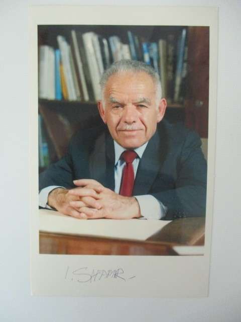 AUTOGRAPHED / SIGNED - YITZHAK SHAMIR PRESIDENT OF ISRAEL